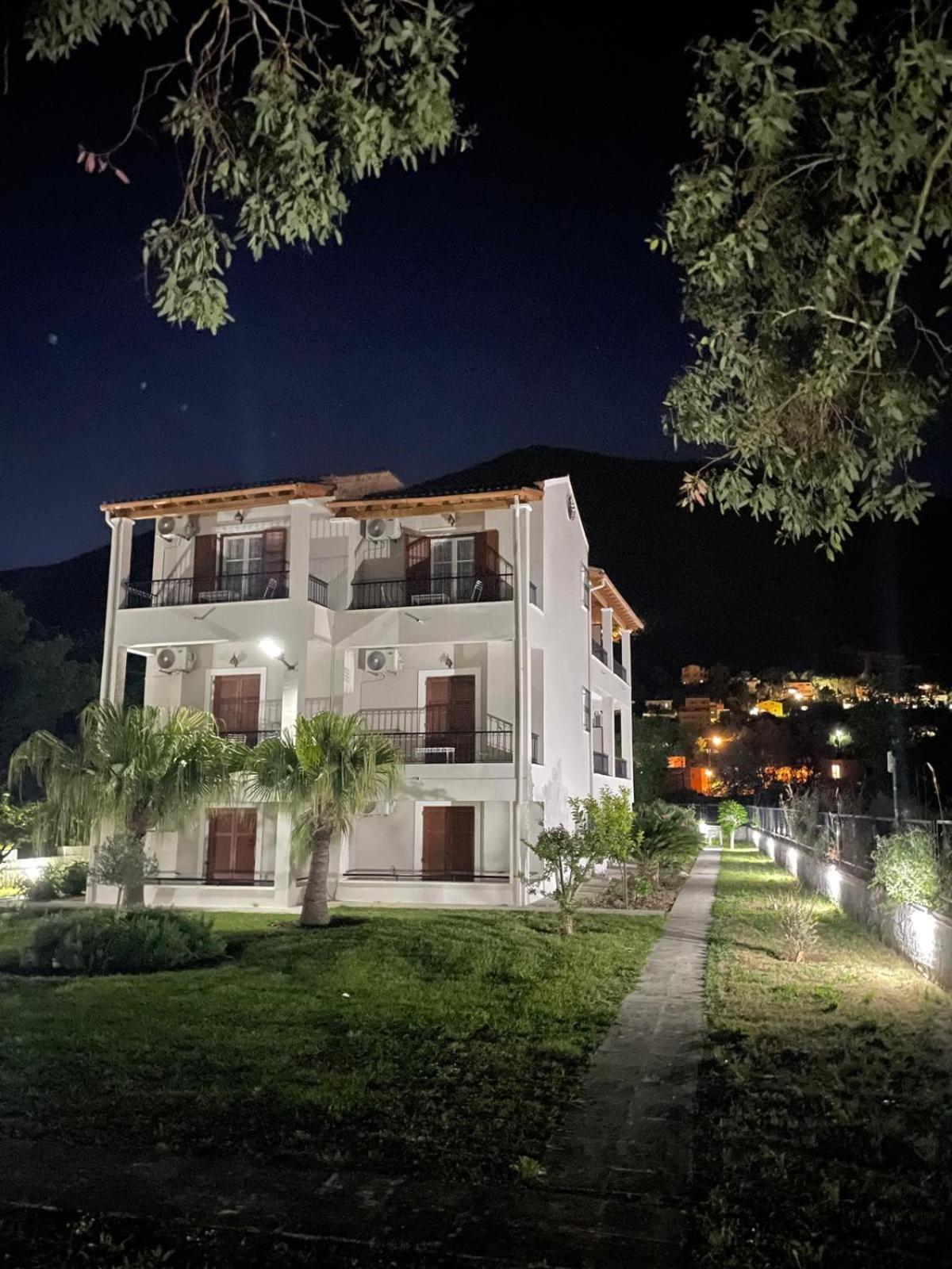 Casa Alema Verde Ypsos Exterior foto